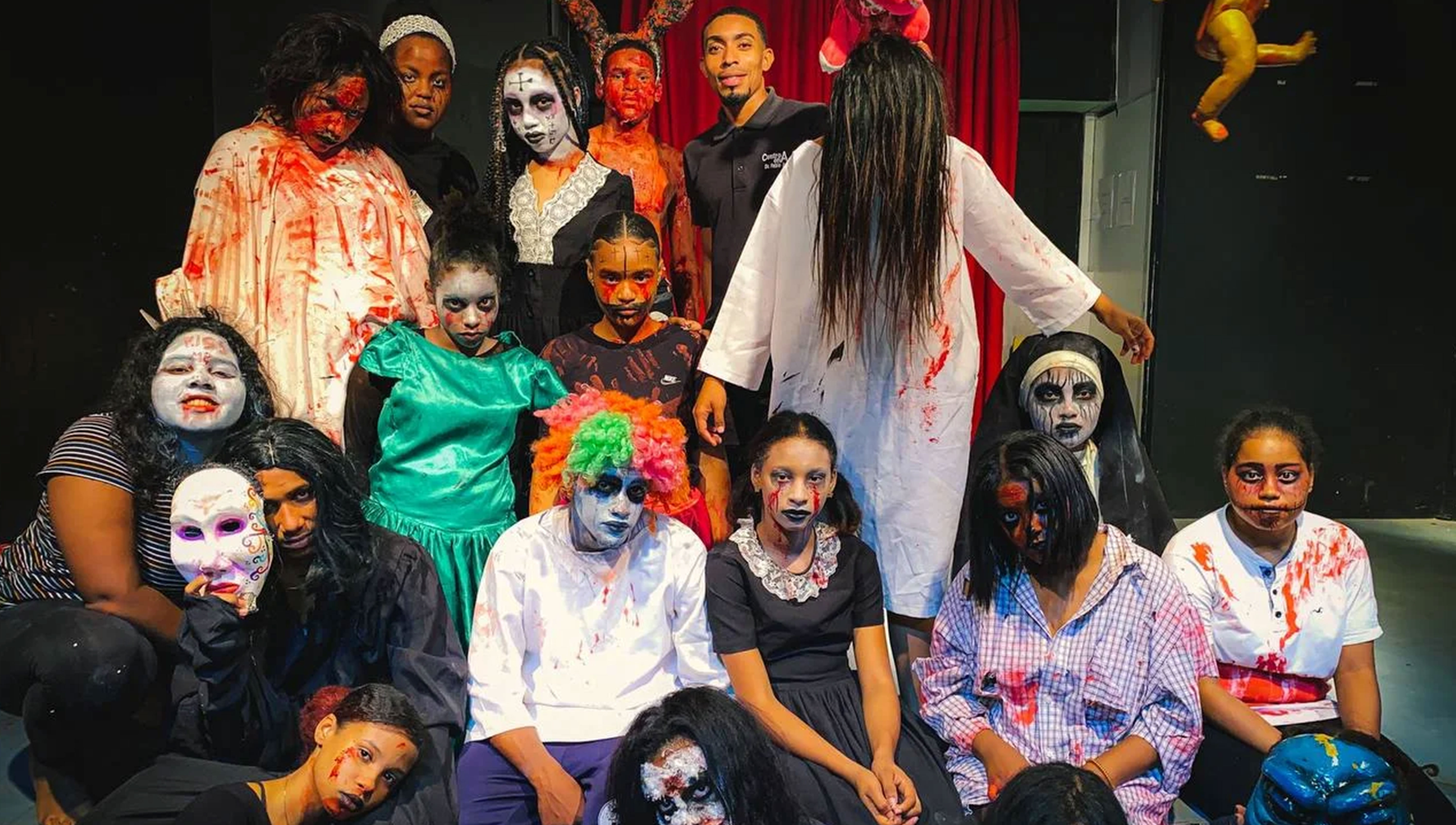 Bachillerato en Artes, mención Teatro